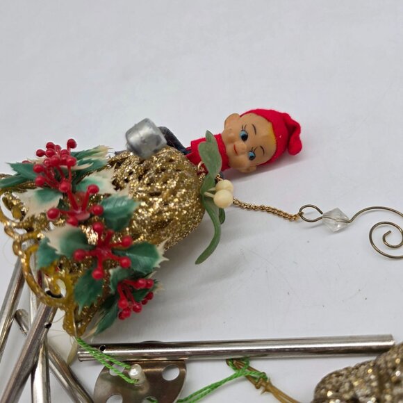 Vintage 1970s Christmas Elf Wind Chime Ornament With Holly & Bell Decoration - Picture 6 of 9